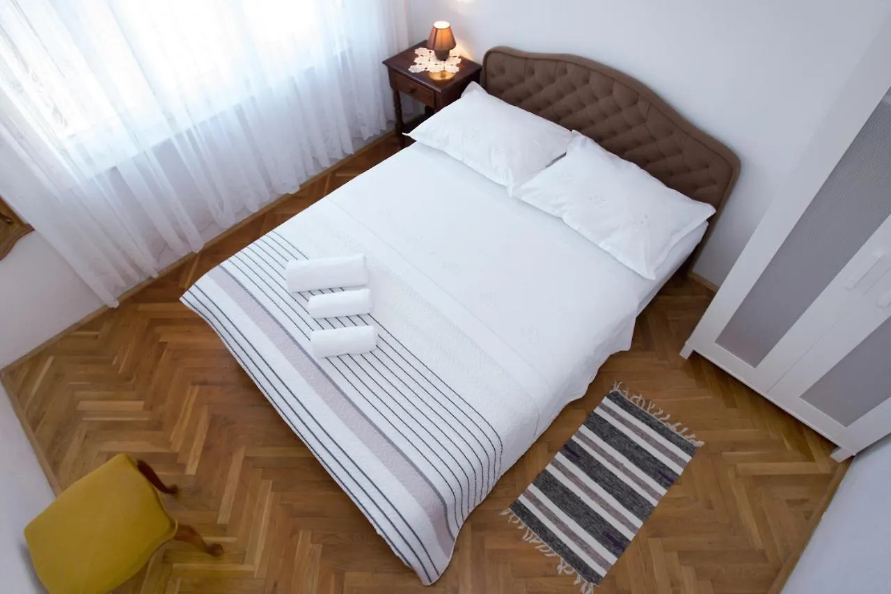 Apartment Blaz Stobrec Split